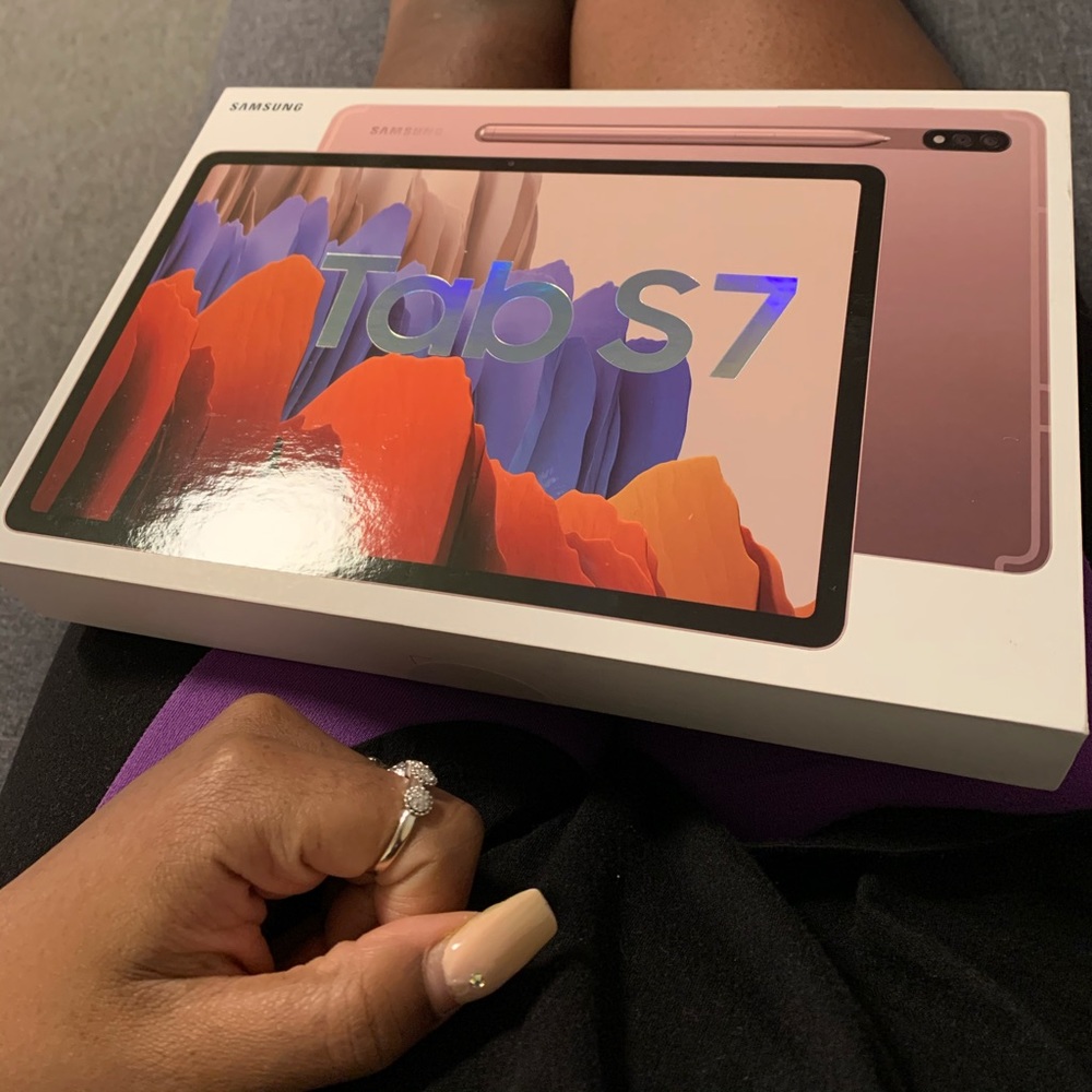 Brand new, sealed Samsung galaxy Tab S7